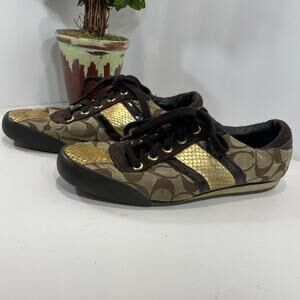 COACH Tennis Shoe Sneakers Gold Brown Logo Preppy Classic Meagan Size 8M
